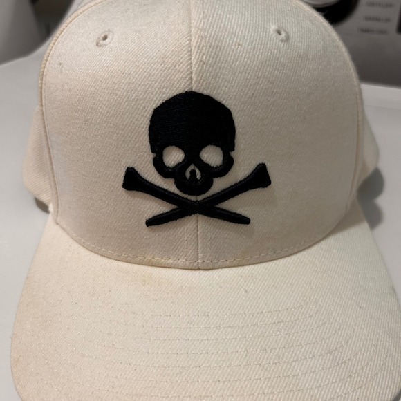 G/FORE Mens Skull Golf Snapback Hat Adjustable Cap Crossbones White Navy Outdoor - Picture 3 of 9